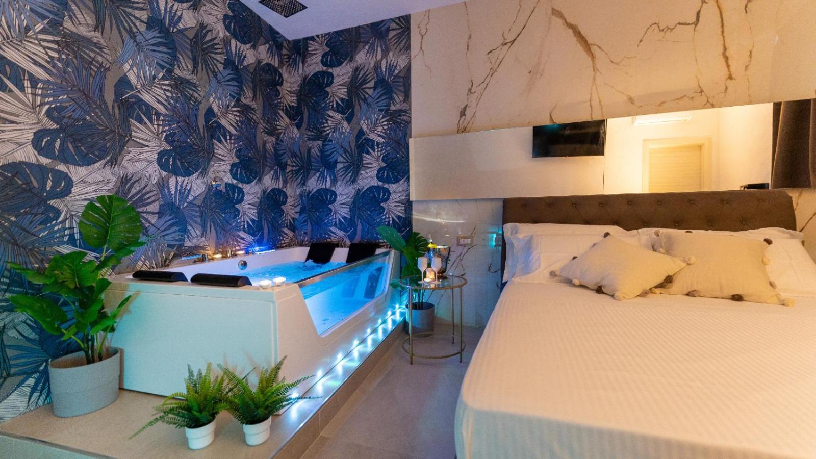 Mazzini Luxury Jacuzzy Suite Катанія Екстер'єр фото